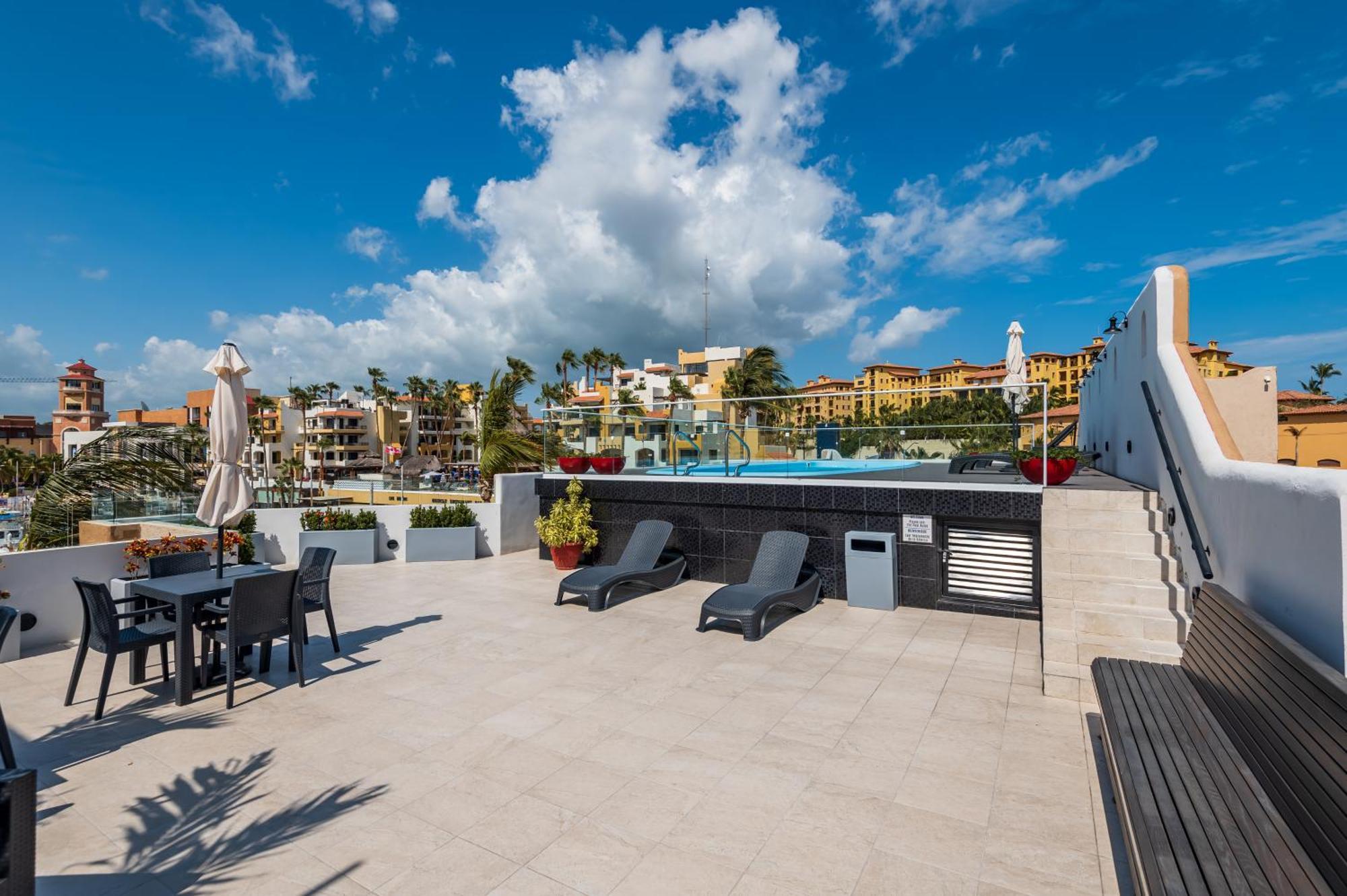 Marina Cabo Plaza Town & Beach Condos Cabo San Lucas Exterior photo