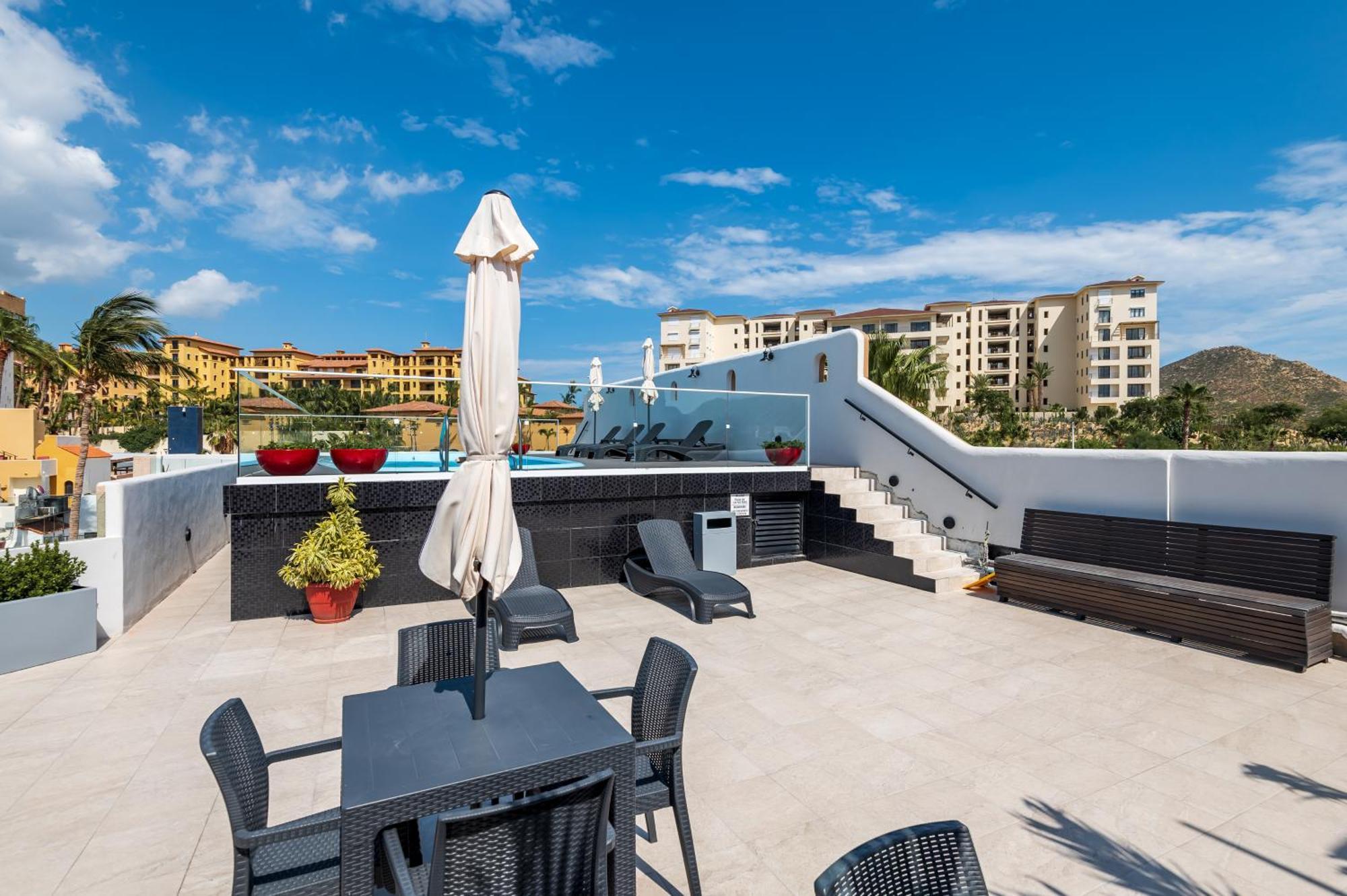 Marina Cabo Plaza Town & Beach Condos Cabo San Lucas Exterior photo