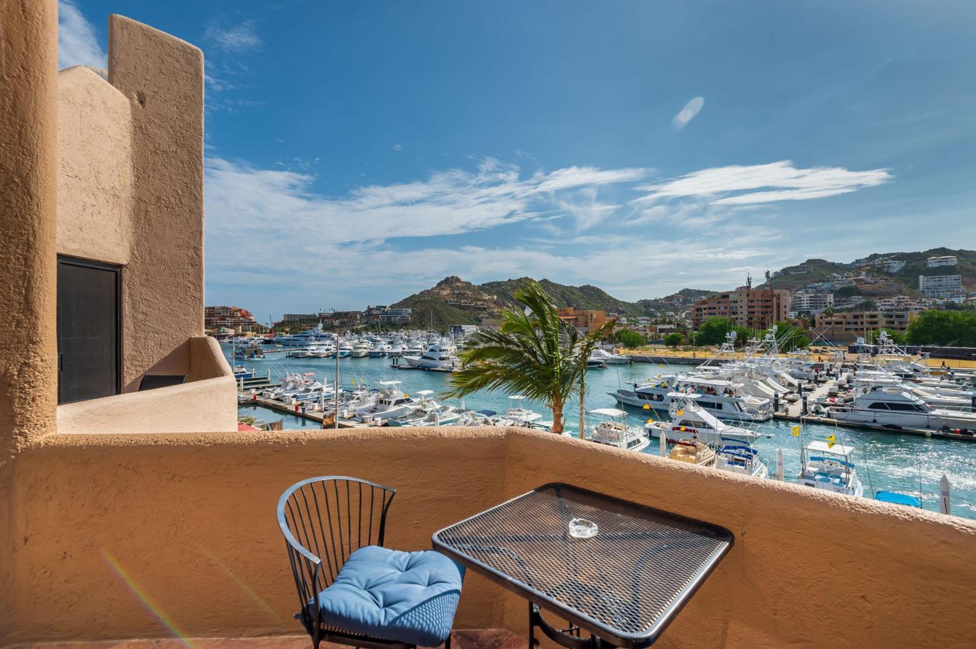 Marina Cabo Plaza Town & Beach Condos Cabo San Lucas Exterior photo