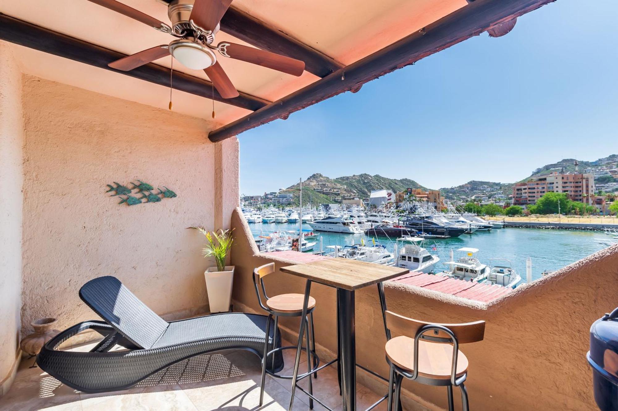 Marina Cabo Plaza Town & Beach Condos Cabo San Lucas Exterior photo